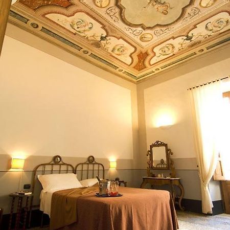 Hotel Palazzo D'Erchia コンヴェルサーノ エクステリア 写真