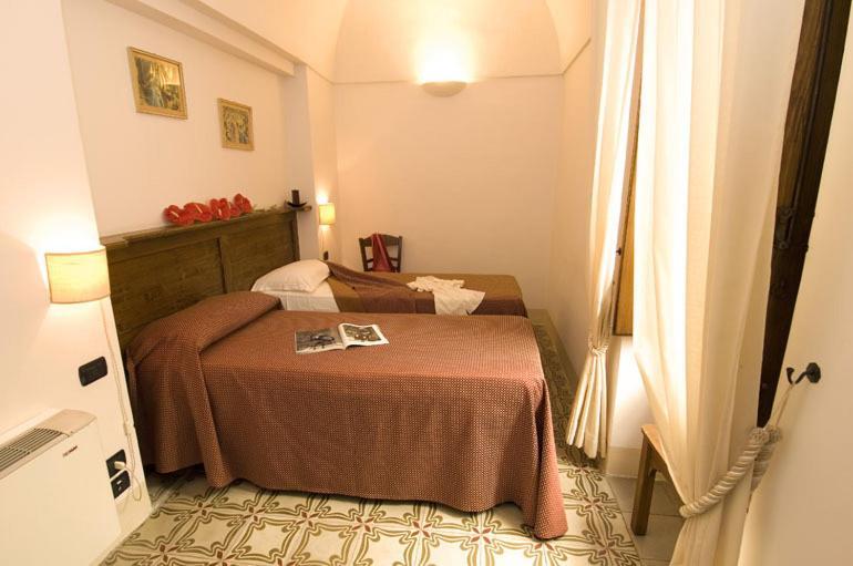 Hotel Palazzo D'Erchia コンヴェルサーノ エクステリア 写真