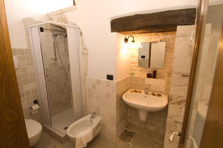 Hotel Palazzo D'Erchia コンヴェルサーノ エクステリア 写真