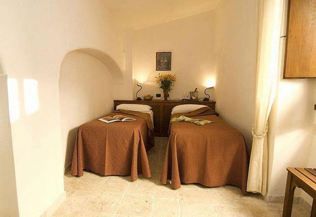 Hotel Palazzo D'Erchia コンヴェルサーノ エクステリア 写真